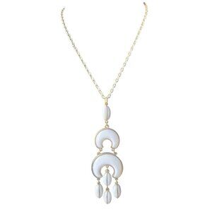 Vintage Unique White Pendant Chain Enamel Resin Goldtone 16"